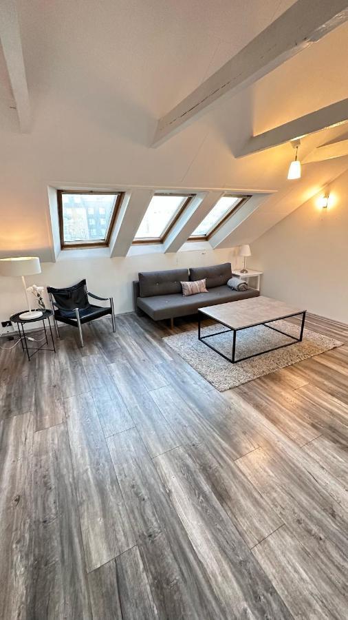 Theater Row Apartments Ρέυκιαβικ Εξωτερικό φωτογραφία