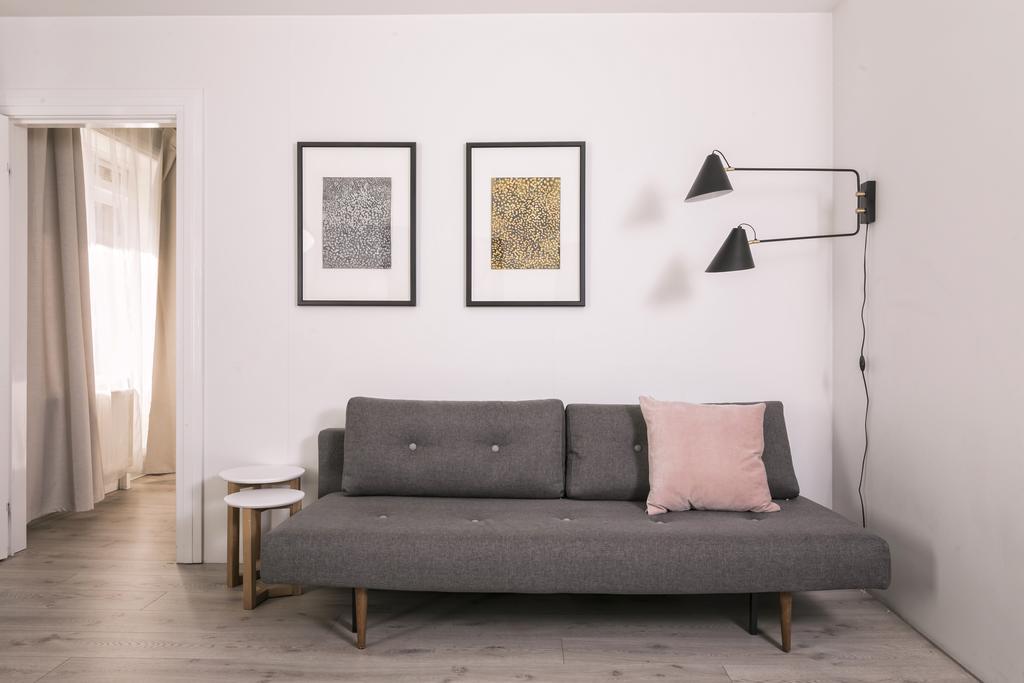 Theater Row Apartments Ρέυκιαβικ Εξωτερικό φωτογραφία