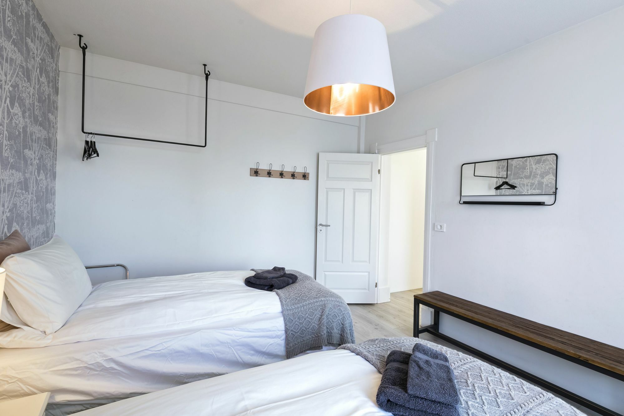 Theater Row Apartments Ρέυκιαβικ Εξωτερικό φωτογραφία