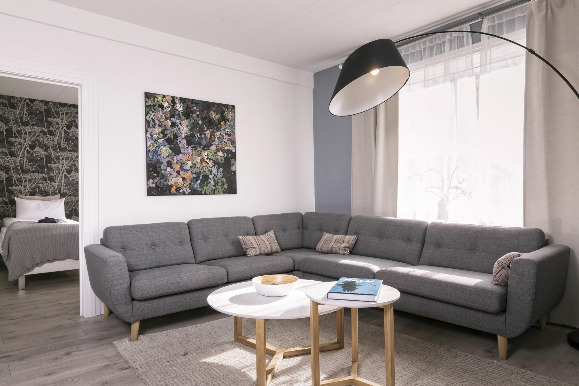 Theater Row Apartments Ρέυκιαβικ Εξωτερικό φωτογραφία